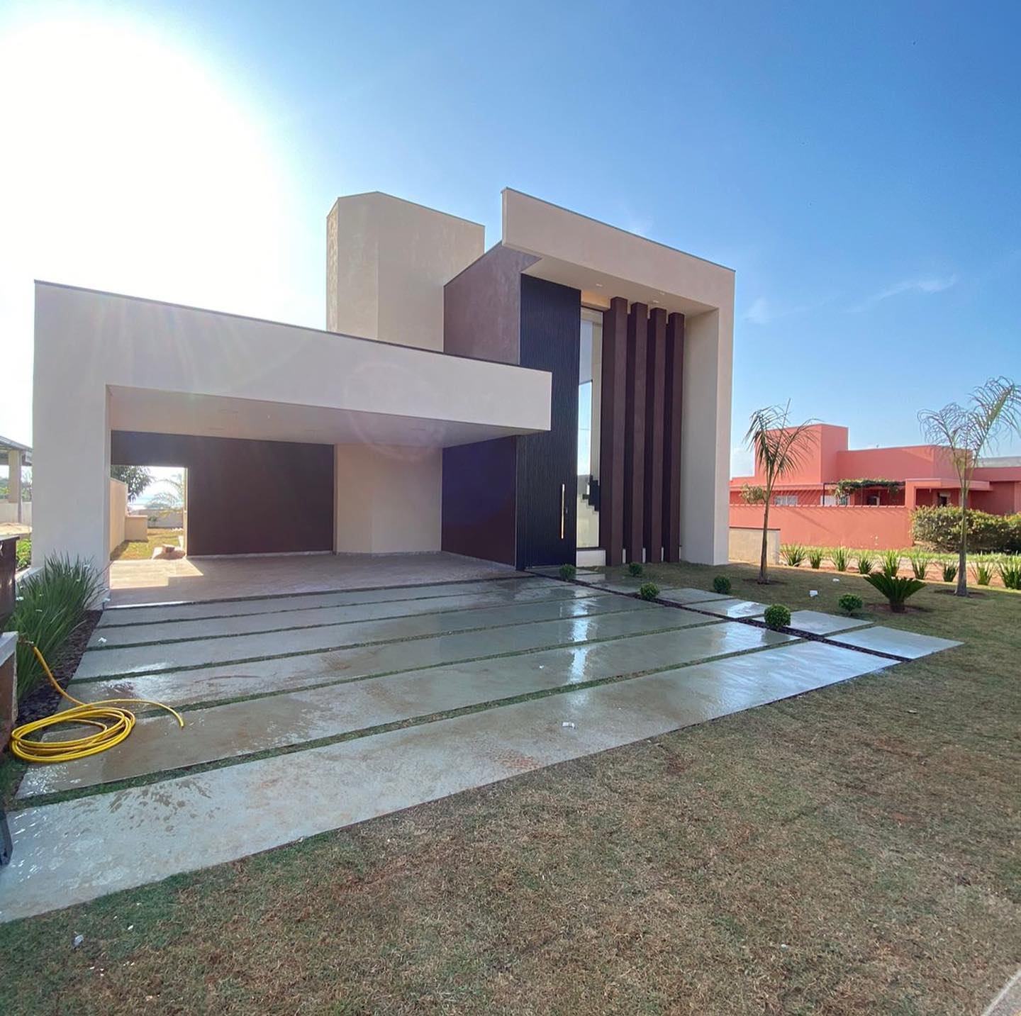Fachada Moderna 2